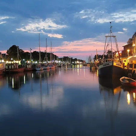 Ferienhaus Am Yachthafen, Strandgut Rostock