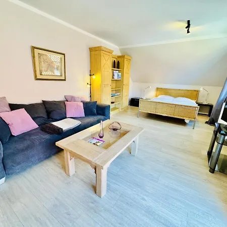 Ferienhaus Am Yachthafen, Strandgut *